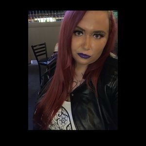 Meet your Posher, Anita